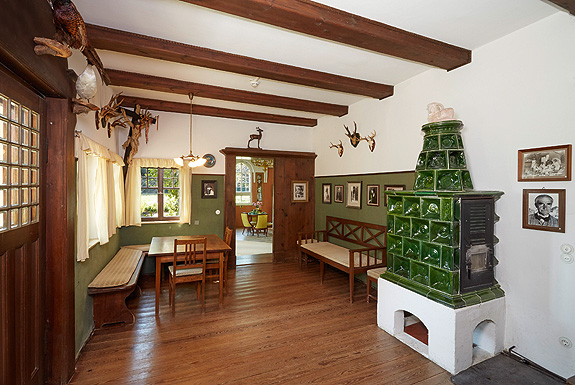 Picture: Farmhouse Room