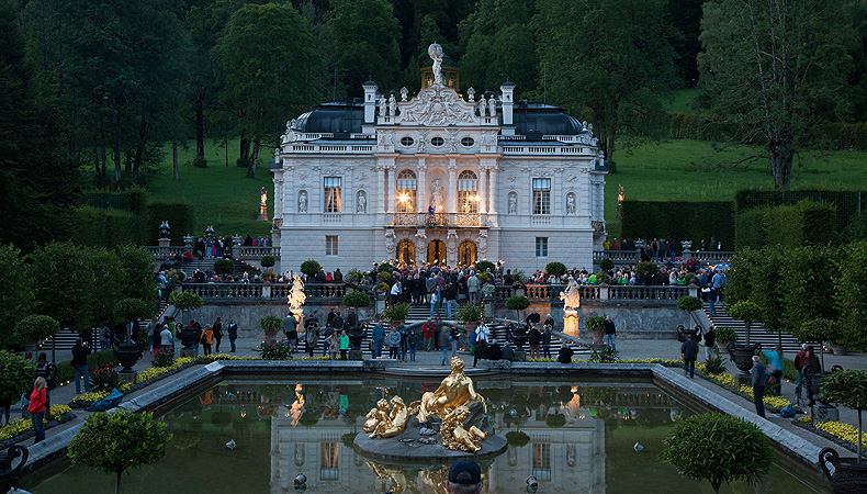 Picture: Evening event at Linderhof Palace and Park