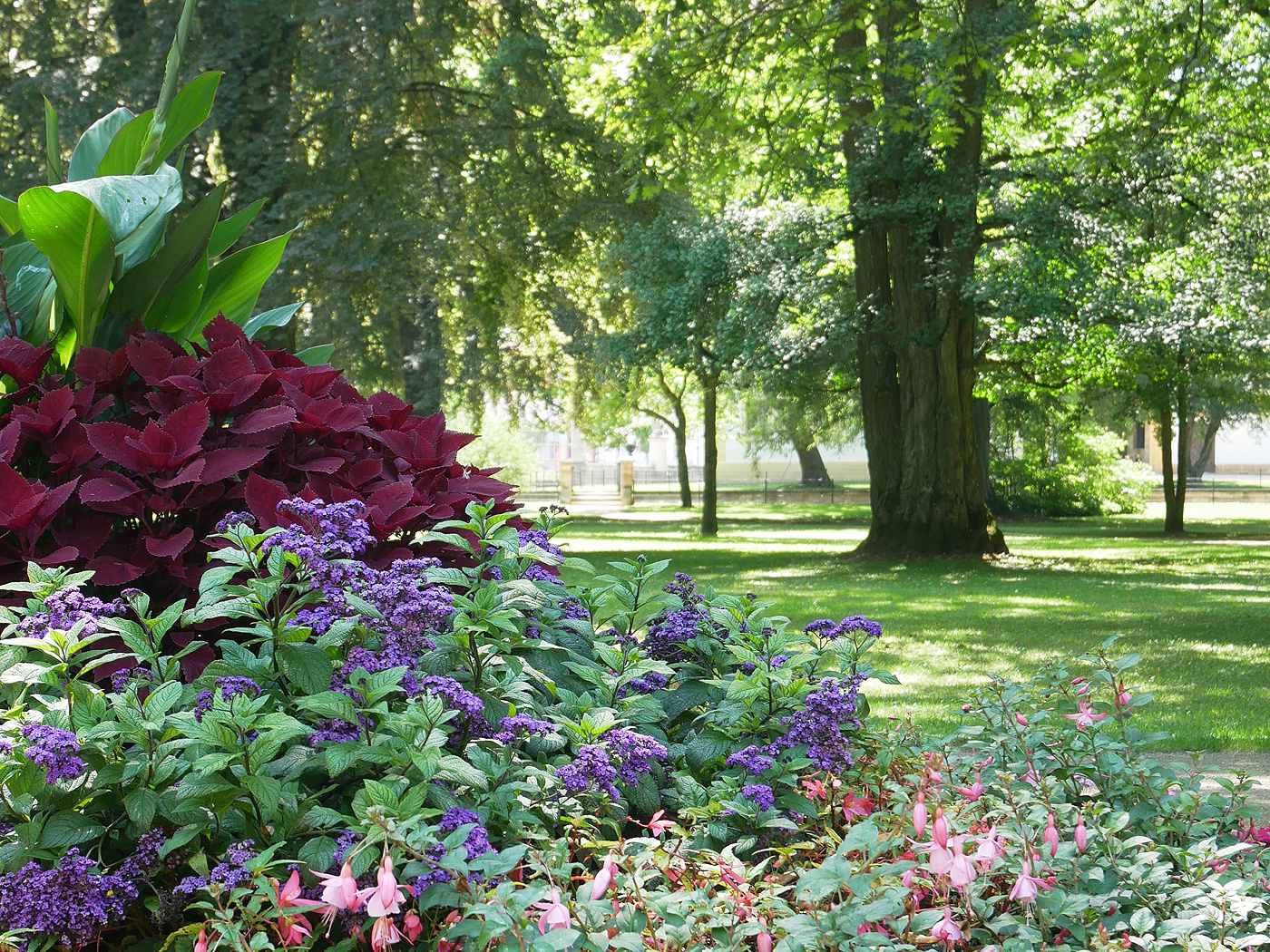 Bavarian Palace Administration Gardens Schleissheim Court Garden