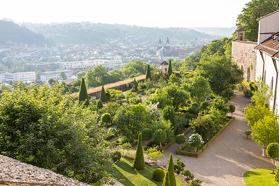 Bild: Bastionsgarten auf der Willibaldsburg