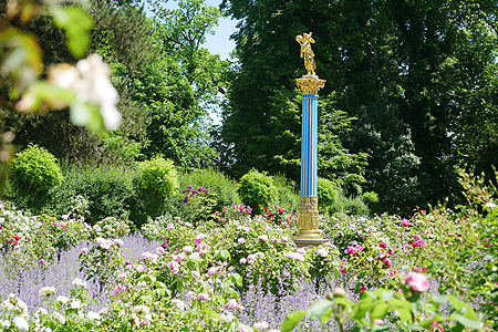 Picture: Rose garden on Rose Island