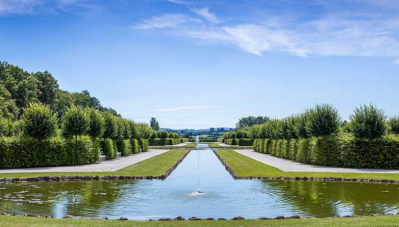 Canal Garden