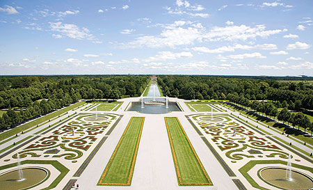 Picture: SchleiÃheim Court Garden, Flower Parterre