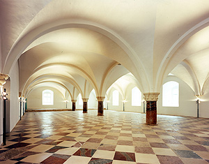 Link to the Knights' Hall