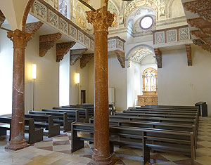 Link to the Palace Chapel