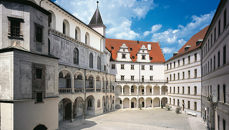 Picture: Neuburg Palace, courtyard