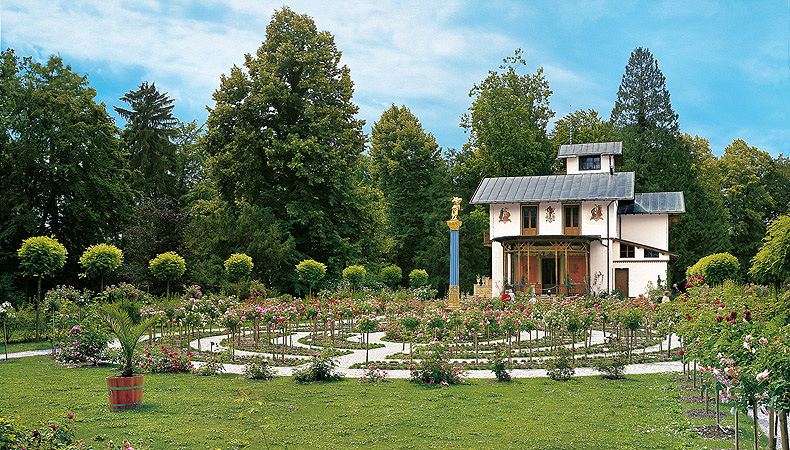 Casino (Royal Villa) on Rose Island