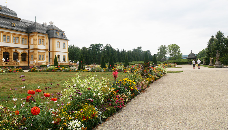 Bild: Schloss und Hofgarten Veitshöchheim