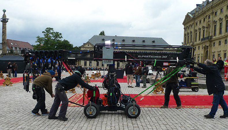 Bild: Dreharbeiten auf dem Residenzplatz in Würzburg