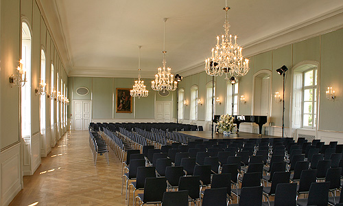 external link to www.hubertussaal.de