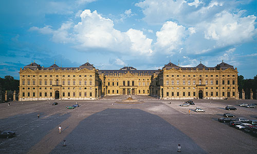 external link to www.residenz-wuerzburg.de