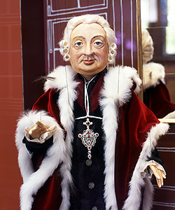 Bild: Marionette "Fürstbischof Adam Friedrich von Seinsheim"